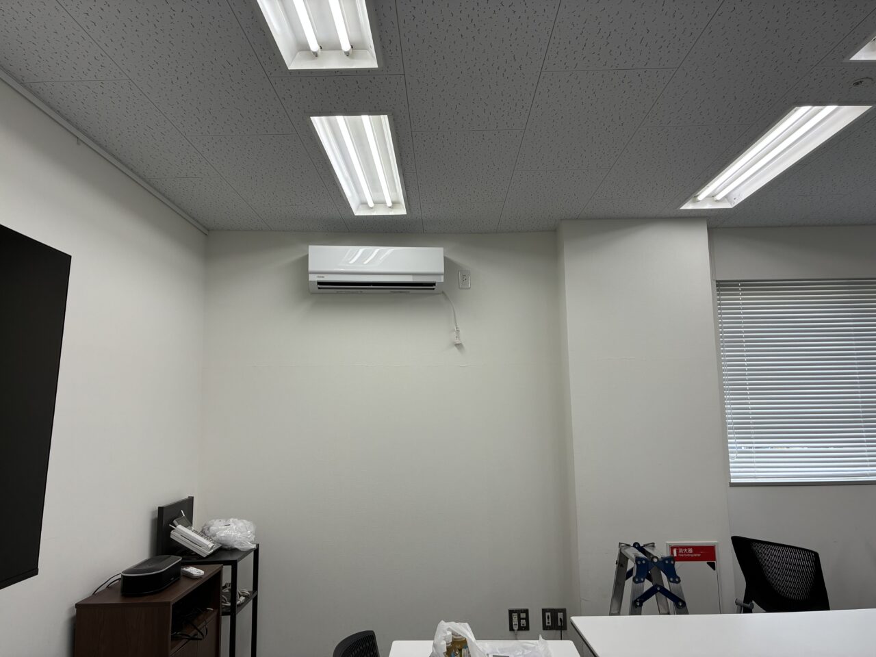 非常用電源で稼働するエアコンを新設